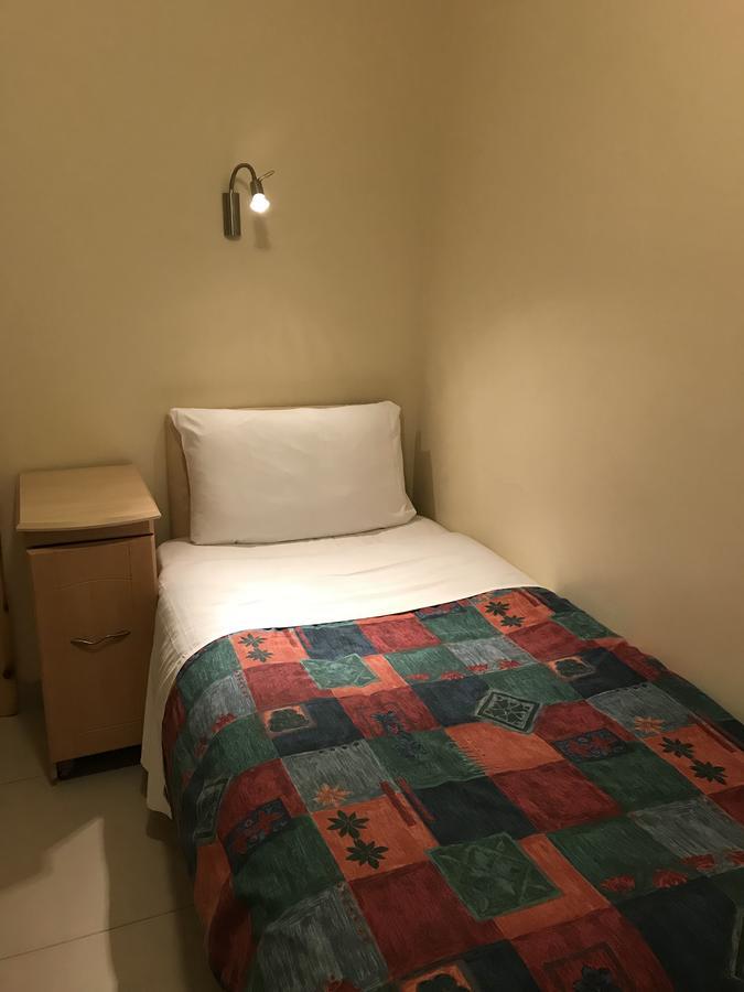 Single Room with Private Bathroom,632088165:JPEG